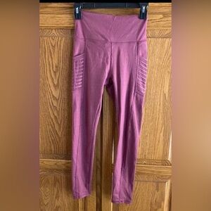 4/$10 Bally Total Fitness Mauve Workout Leggings Full Length With Side Pockets